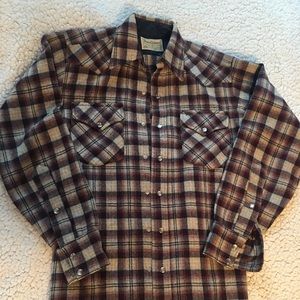 VINTAGE Pendleton flannel with pearl button snaps